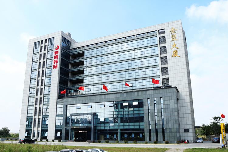 機(jī)電設(shè)備與電子科技 技術(shù)服務(wù)的多維賦能與價值重構(gòu)
